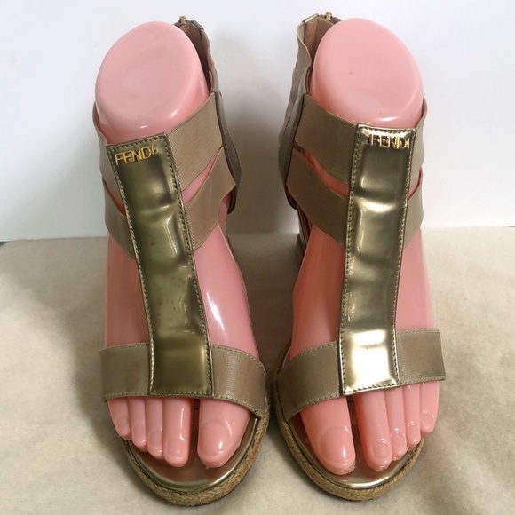 Fendi Women's Gold Carioca Patent Leather T-strap Wedge Sandals Size 35.5 w/ COA - Picture 2 of 12